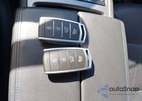 2017 Genesis G80 3.8 из США, поврежденный, VIN KMHGN4JE3HU198865